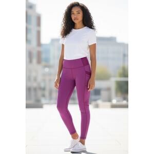 Hot Pink Athletic Capri Leggings Size Large | Bright Pink Workout Yoga Pants